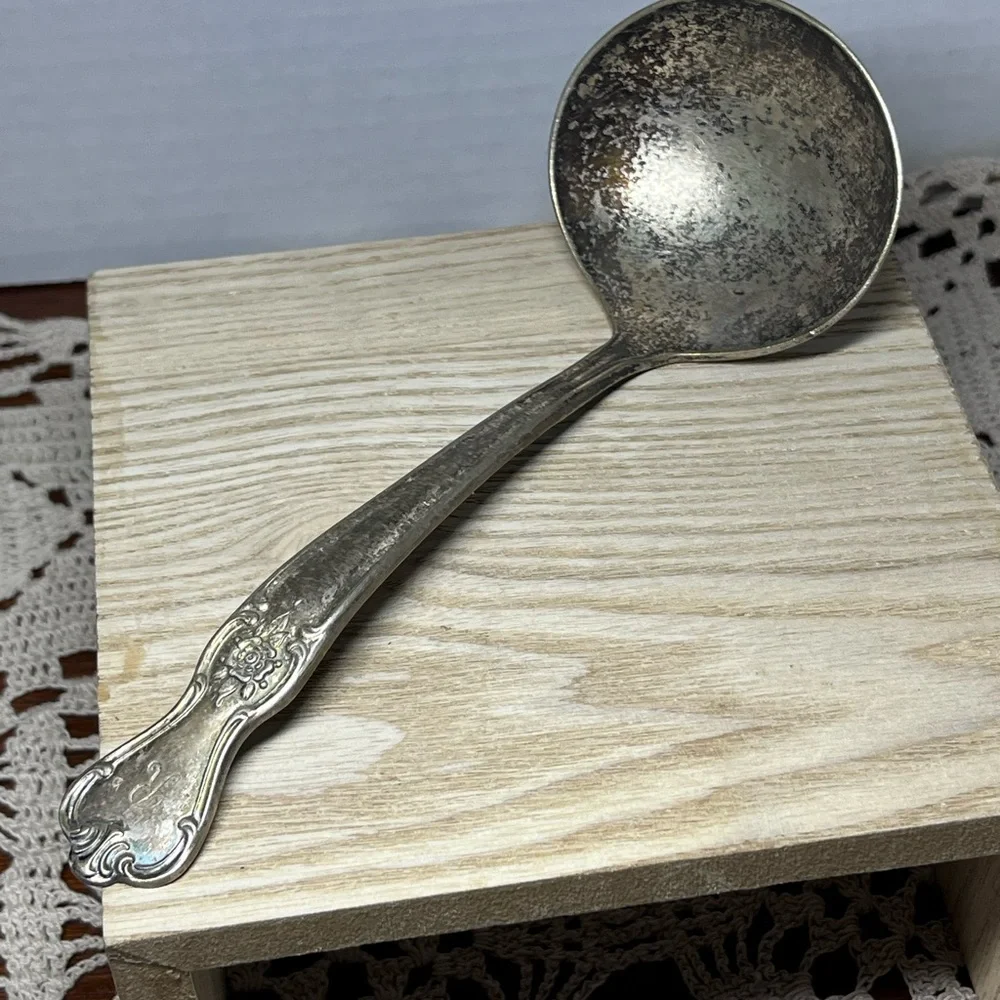 Vtg Old Company Plate Silver-Plated Soup Ladle Signature Pattern Unpolished